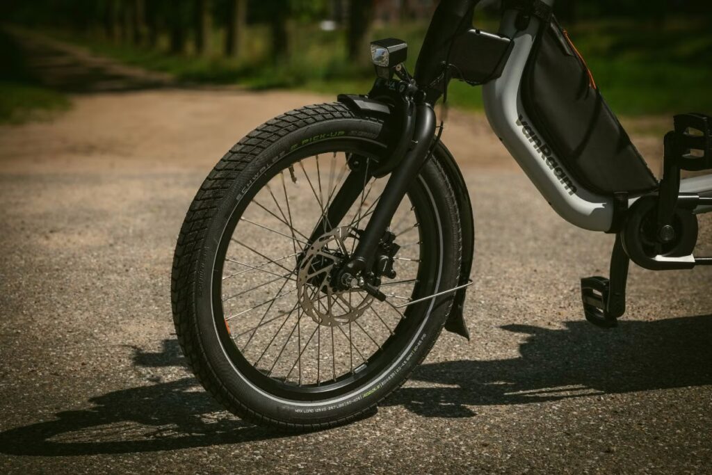 1755159864-high-end-tyres-on-vanraam-tricycle-easy-rider-explore